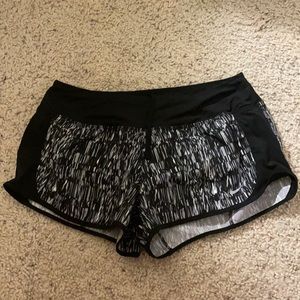 Nike women’s running shorts, size M, VGUC